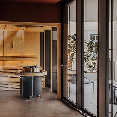 Hotel Kolping Мерано Экстерьер фото