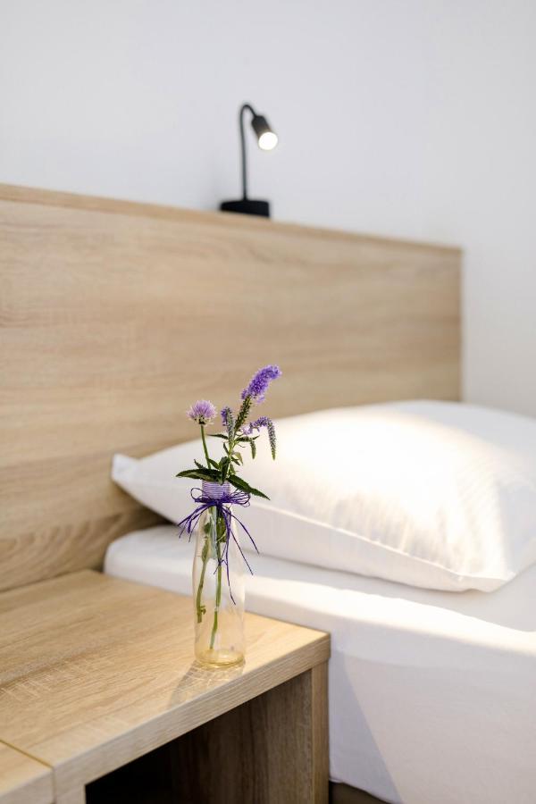 Hotel Kolping Мерано Экстерьер фото