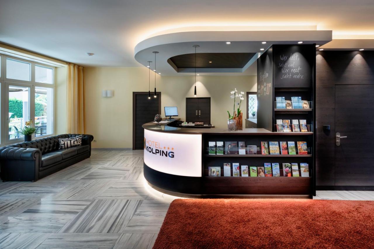 Hotel Kolping Мерано Экстерьер фото
